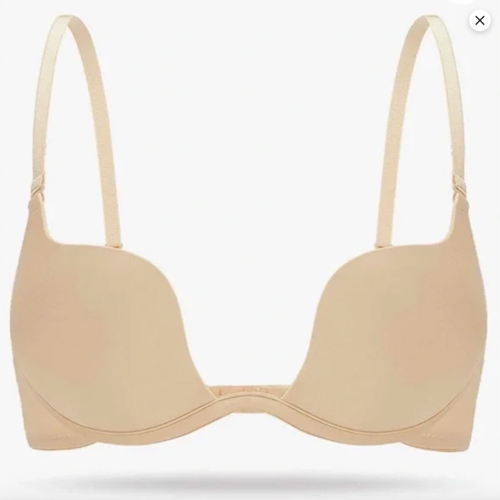 Autbre Cleavage Enhancing Bra Size 38D or 40D  NWT